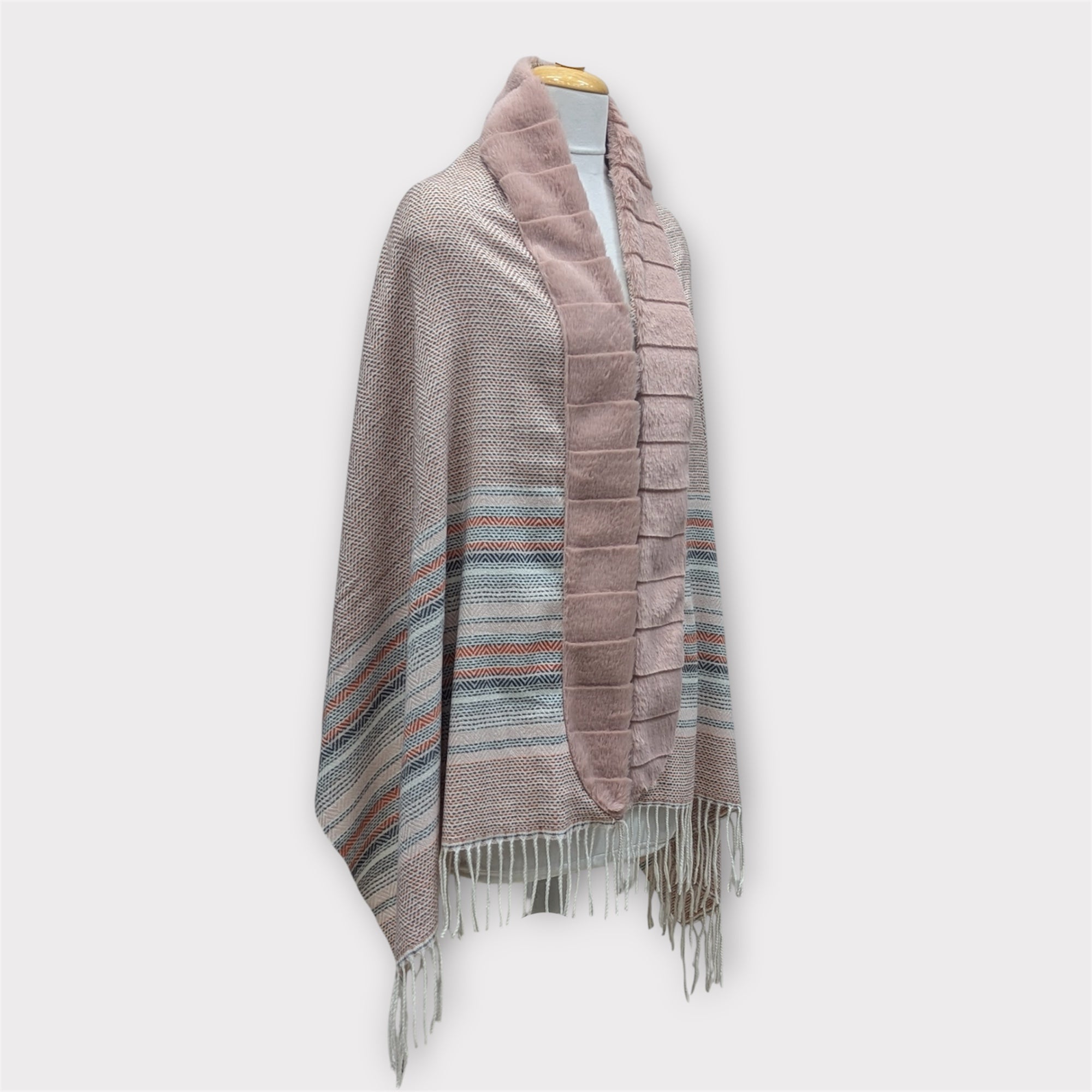 WOMEN WOOLEN SHRUG