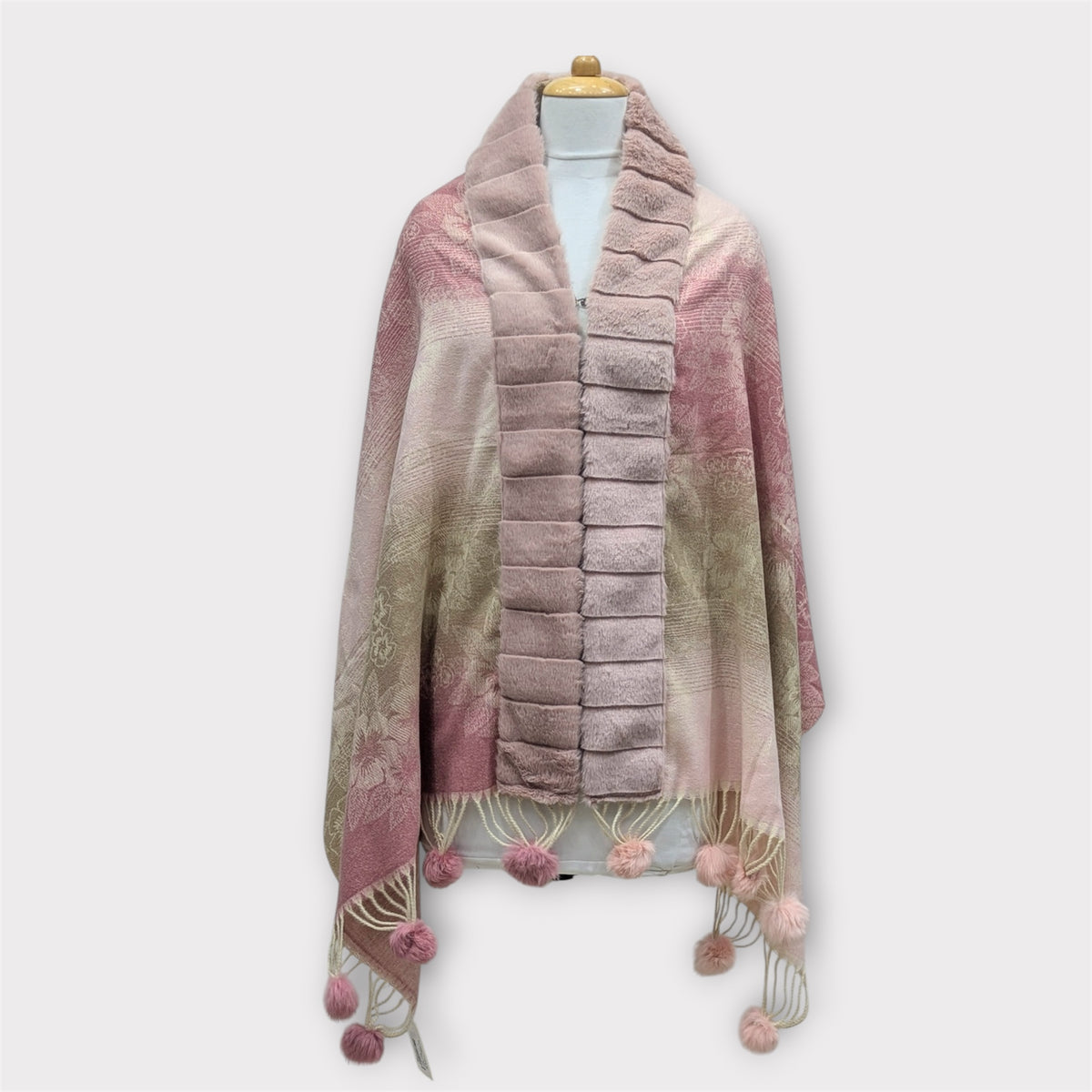 WOMEN WOOLEN SHRUG