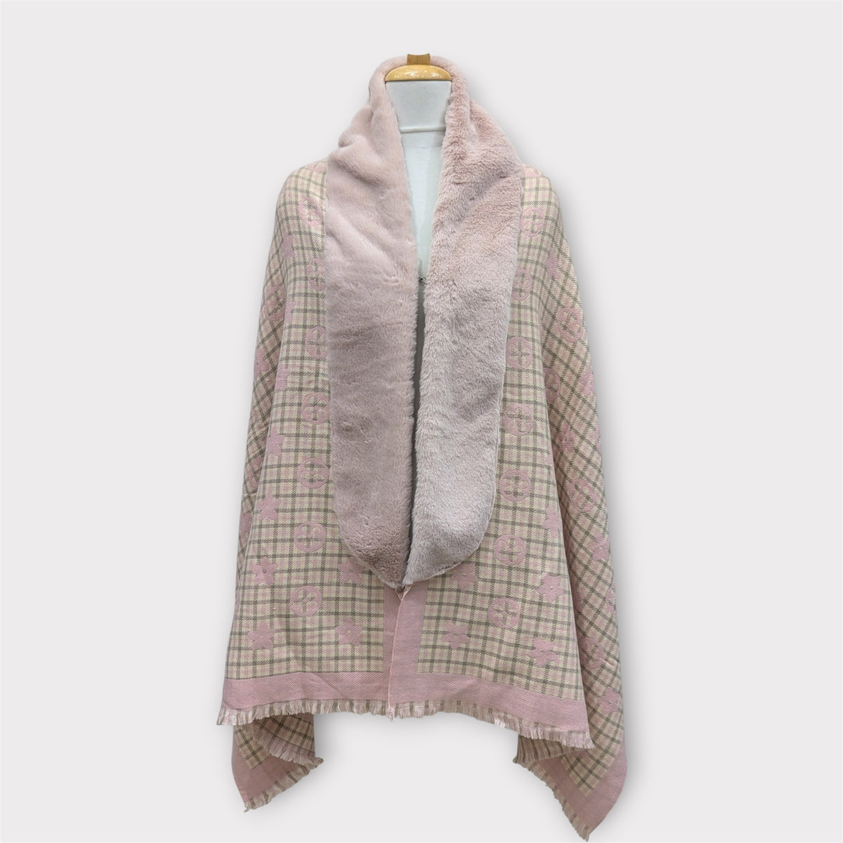 WOMEN WOOLEN SHRUG