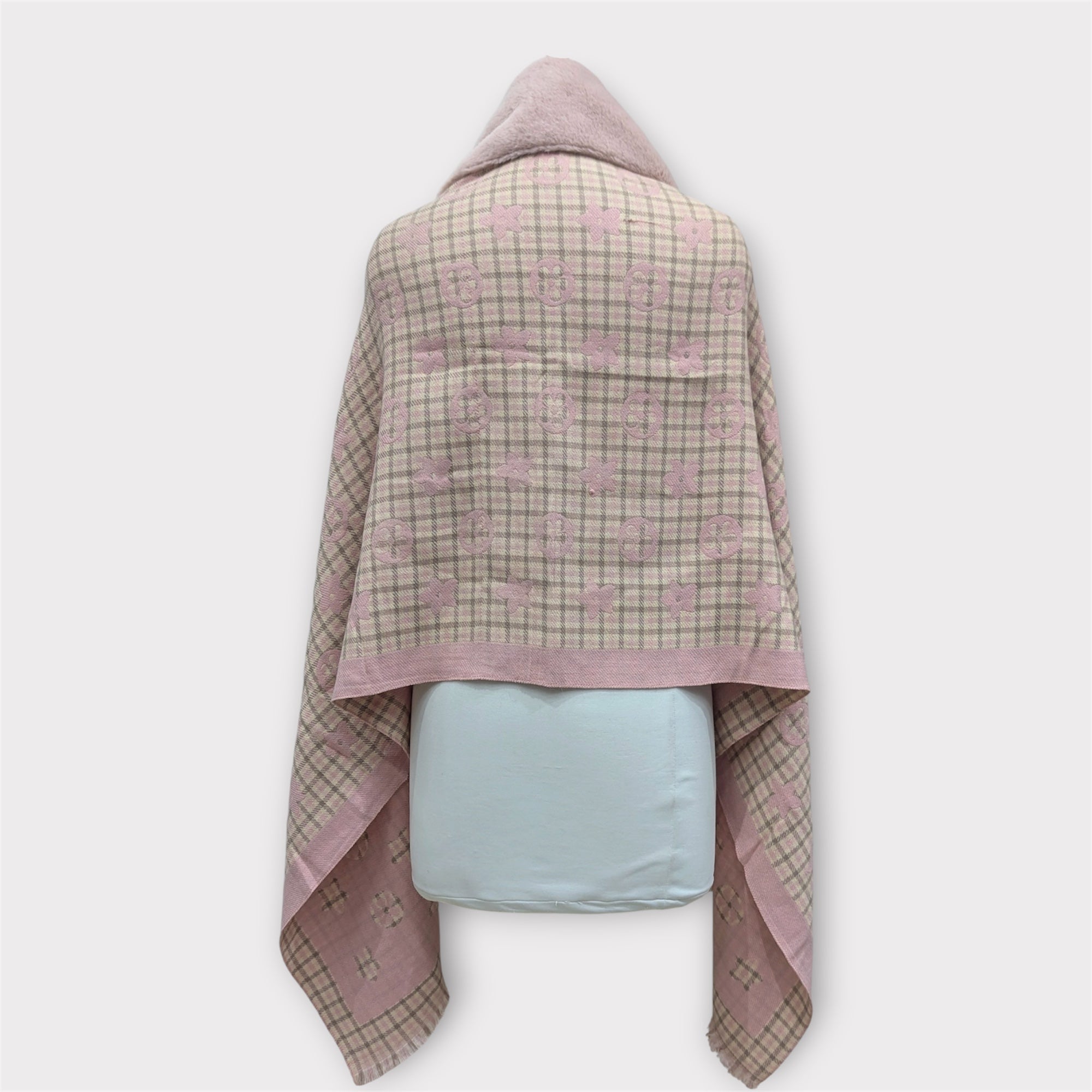 WOMEN WOOLEN SHRUG