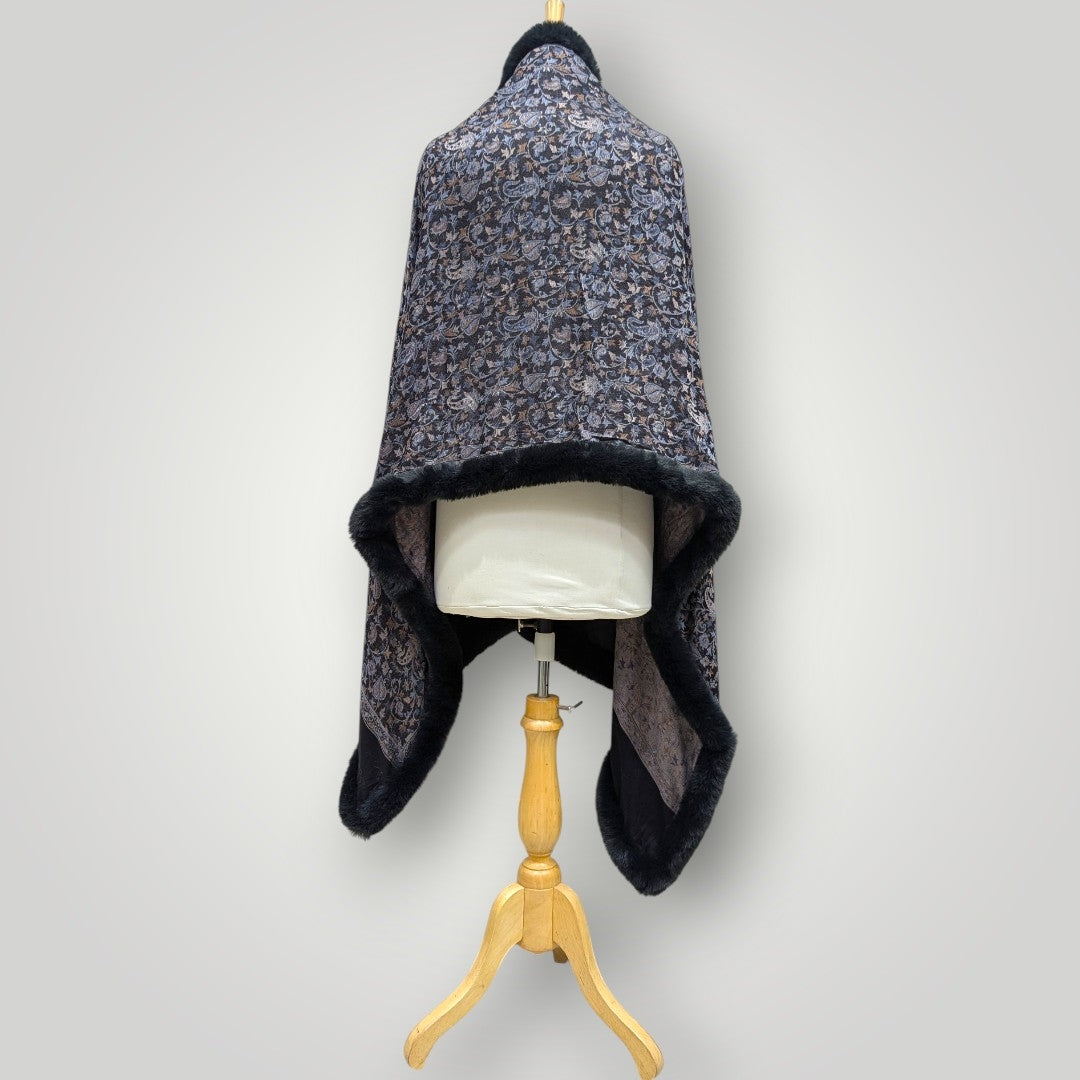 WOMEN'S WOOLEN SHRUG